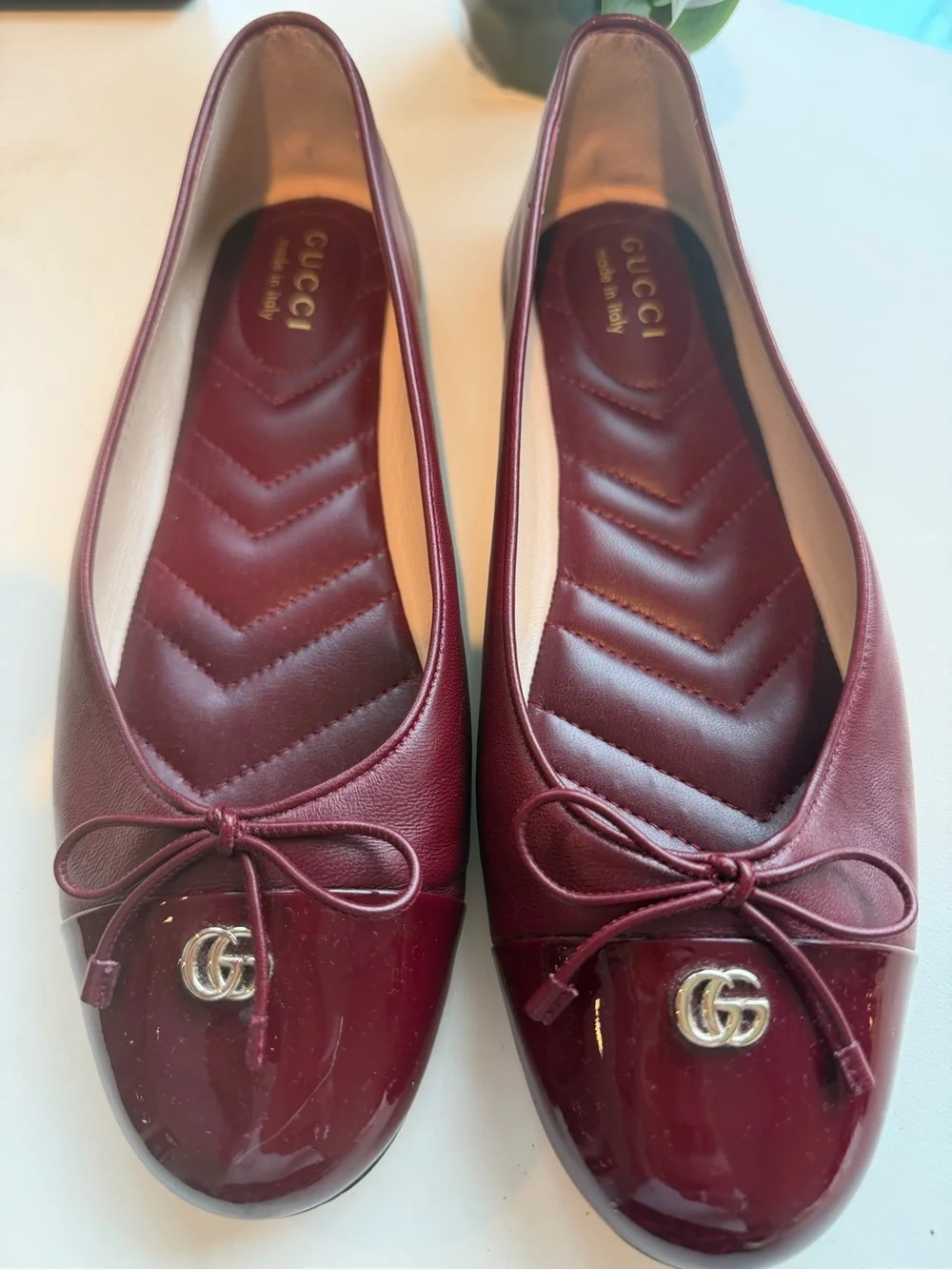 Gucci Women's Burgundy Patent-Toe Ballet Flats with GG Charm